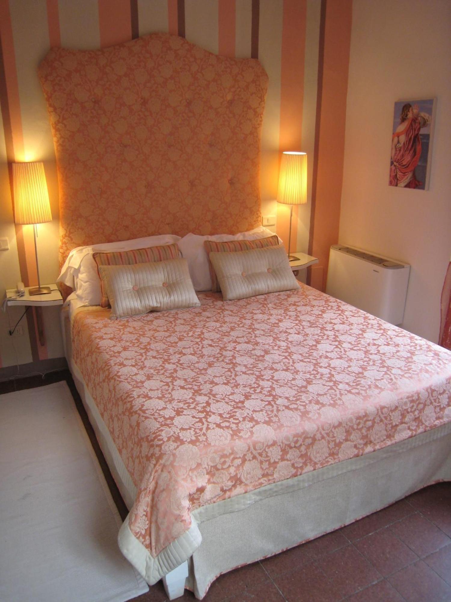 Fontelunga Hotel & Villas Pozzo  Kültér fotó
